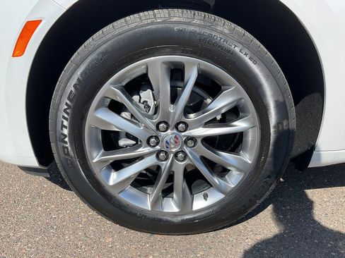 Used 2023 Buick Enclave Avenir w/ Trailering Package, 5000 lbs. AWD/4WD image 35