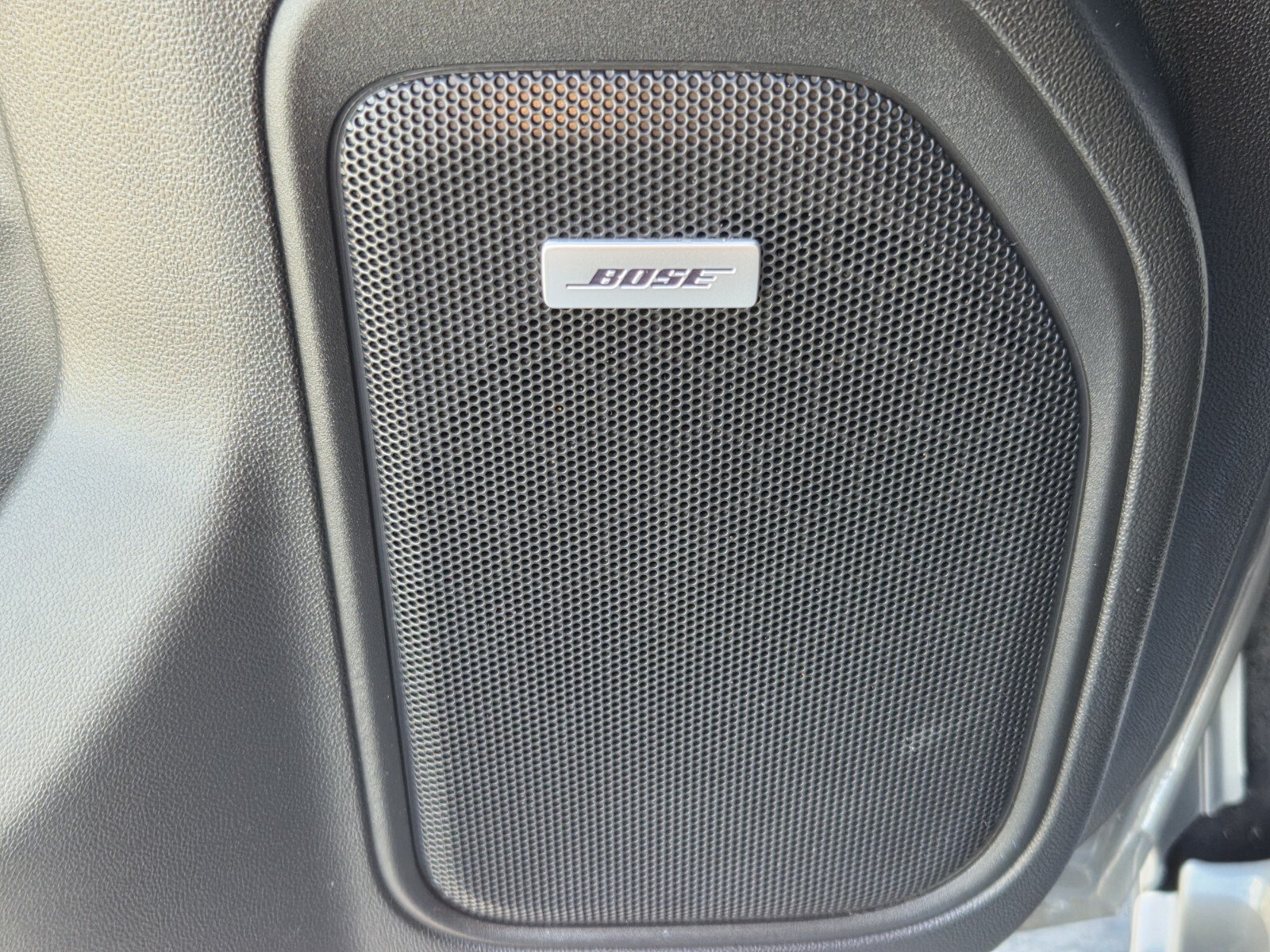 Used 2021 Chevrolet Silverado 1500 LT Trail Boss w/ Convenience Package II AWD/4WD image 29