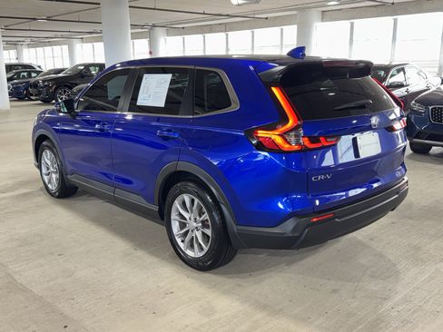 Used 2023 Honda CR-V EX image 6