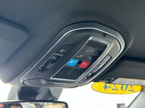 Certified 2024 Jeep Grand Cherokee Limited w/ Black Appearance Package image 54