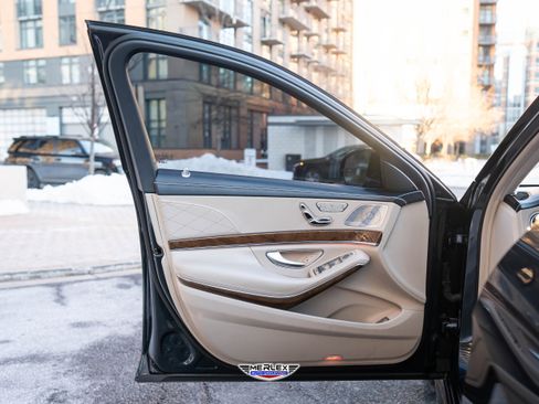 Used 2015 Mercedes-Benz S 550 Sedan image 47