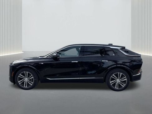 New 2026 Cadillac Lyriq Premium Luxury RWD image 8