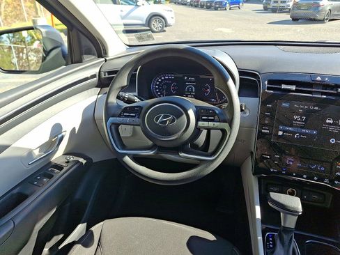 Certified 2024 Hyundai Tucson SEL image 15