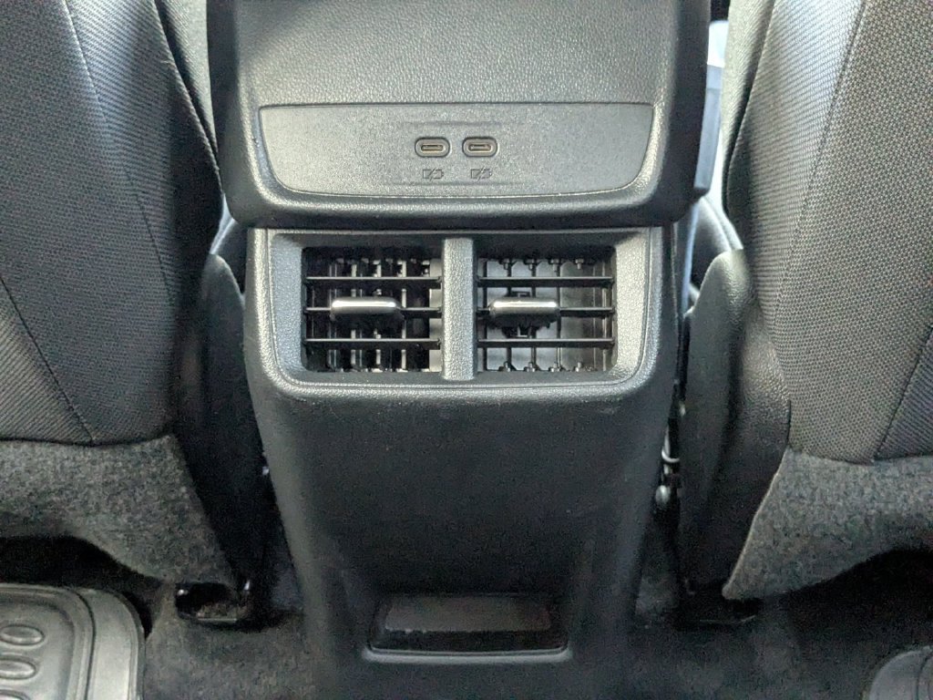 Used 2025 Chevrolet Equinox LT AWD/4WD image 15