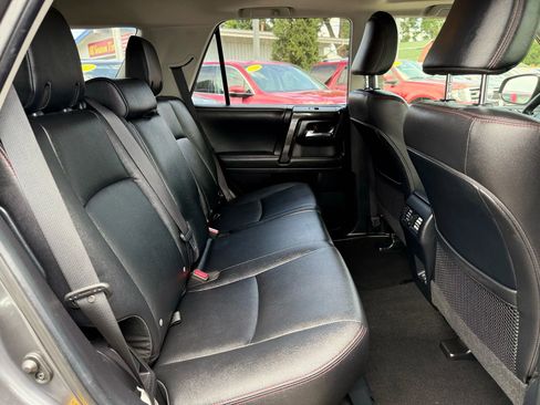 Used 2020 Toyota 4Runner Venture image 19