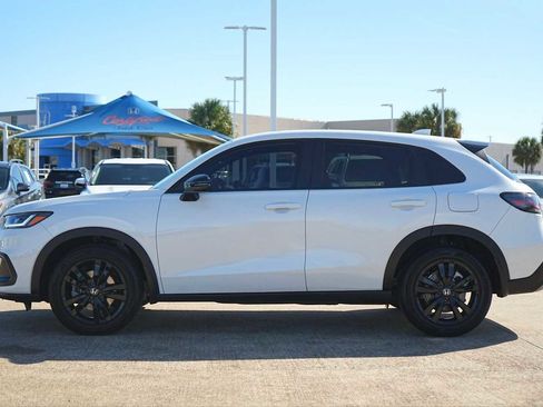 Certified 2026 Honda HR-V Sport image 3