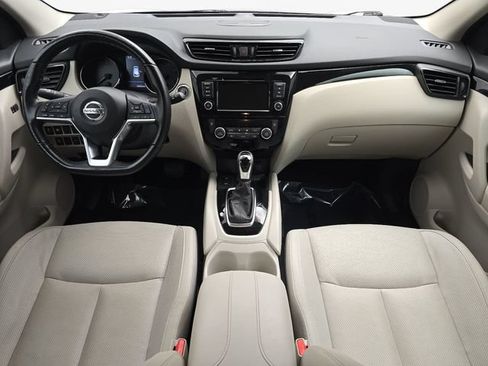 Used 2022 Nissan Rogue Sport SL w/ Premium Package FWD image 13