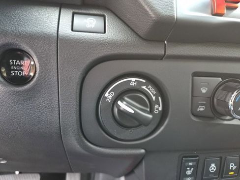 New 2026 Nissan Frontier PRO-4X w/ Pro-4x Convenience Package image 23