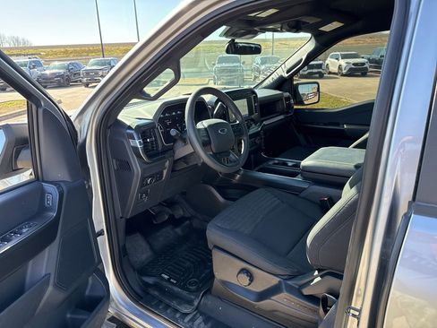 Used 2022 Ford F150 XL w/ STX Appearance Package image 21
