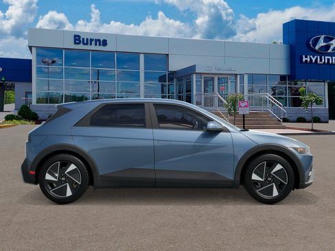 New 2026 Hyundai Ioniq 5 SE image 7