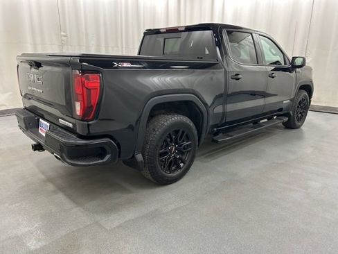Used 2024 GMC Sierra 1500 Elevation w/ Elevation Premium Package image 4