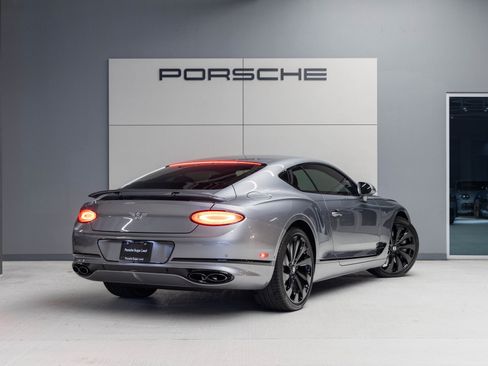 Used 2024 Bentley Continental GT image 7