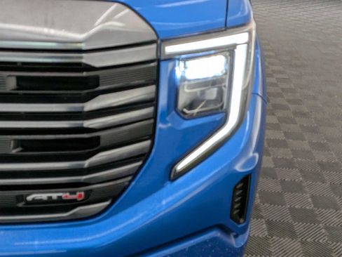 Used 2024 GMC Sierra 1500 AT4 w/ Technology Package image 10