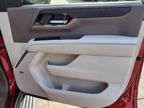 New 2026 GMC Yukon Denali w/ Denali Reserve Package image 44