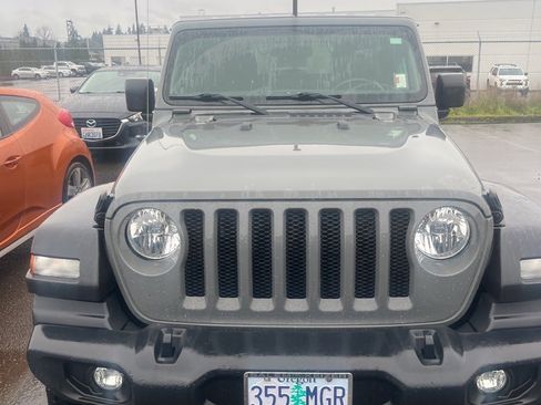 Used 2020 Jeep Wrangler Sport image 2
