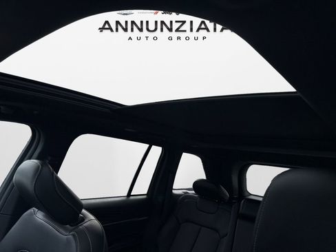 New 2025 Jeep Grand Cherokee Limited w/ MOPAR Finishing Package image 30