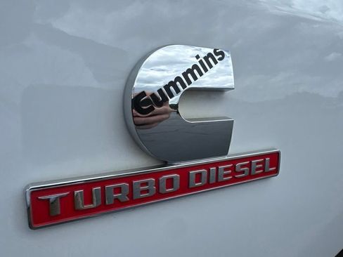Used 2025 RAM 2500 Big Horn AWD/4WD image 5
