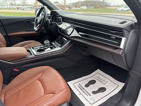 Used 2020 Audi Q7 3.0T Premium Plus w/ Premium Plus Package image 36
