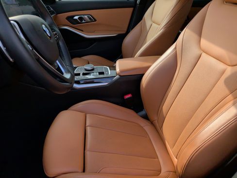 Certified 2023 BMW 330i Sedan w/ Premium Package RWD image 25