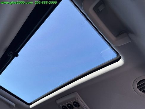 Used 2014 Land Rover LR4 HSE LUX image 34