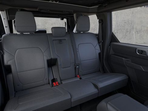 New 2025 Ford Bronco Outer Banks image 11