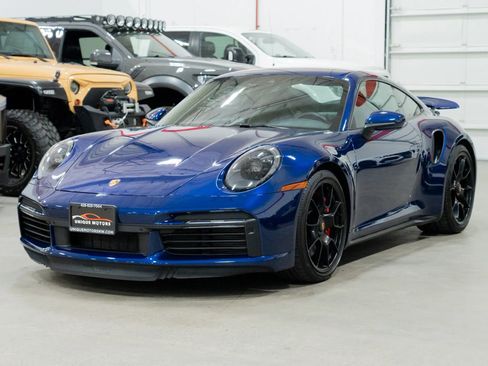 Used 2022 Porsche 911 Turbo image 3