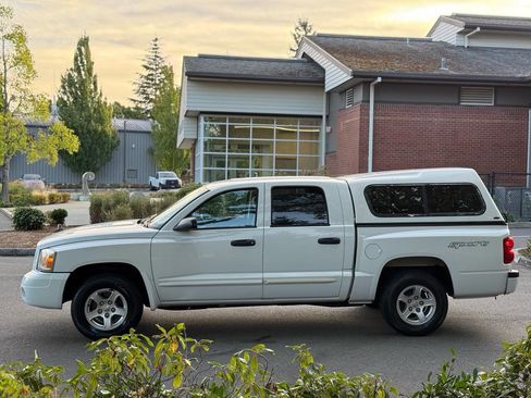 Used 2006 Dodge Dakota SLT w/ Sport Appearance Group image 4