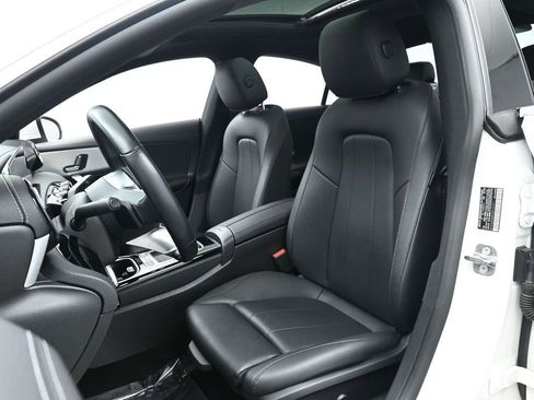 Used 2025 Mercedes-Benz CLA 250 image 13