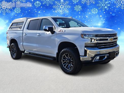 Used 2022 Chevrolet Silverado 1500 LTZ image 9