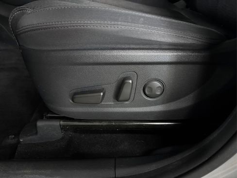 Used 2020 Hyundai Santa Fe SEL w/ Convenience Package image 35