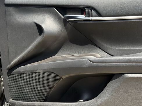 Used 2022 Toyota Camry LE FWD image 25