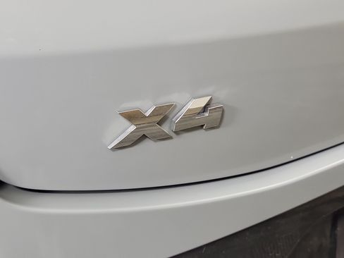 Used 2025 BMW X4 M40i AWD/4WD image 8
