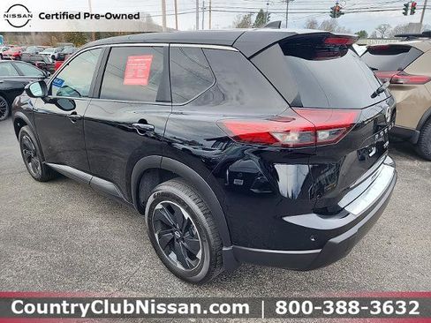 Certified 2024 Nissan Rogue SV image 6