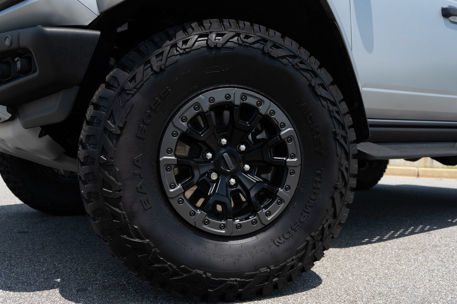 Used 2024 Ford Bronco Raptor w/ Interior Carbon Fiber Pack 6 AWD/4WD image 7