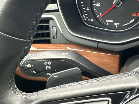 Used 2023 Audi A4 2.0T Premium w/ Convenience Package image 24