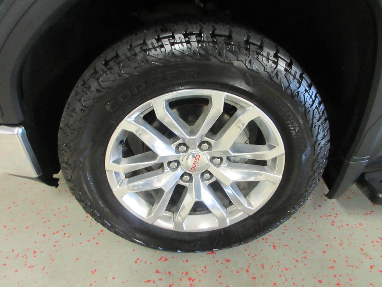 Used 2019 GMC Sierra 1500 SLT w/ SLT Premium Package AWD/4WD image 15