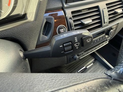 Used 2011 BMW X5 xDrive35i image 22