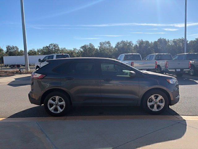 Used 2020 Ford Edge SE FWD image 6