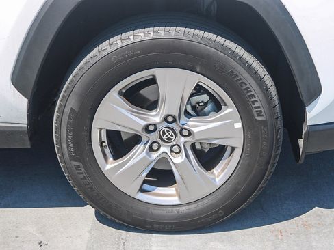 Used 2023 Toyota RAV4 XLE w/ Convenience Package image 17