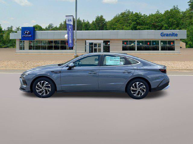 New 2026 Hyundai Sonata Blue FWD image 9