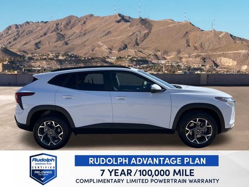 Used 2025 Chevrolet Trax LT image 15