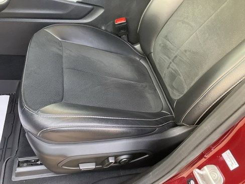 Used 2025 Jeep Grand Cherokee L Altitude image 11