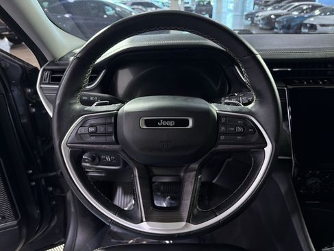Used 2021 Jeep Grand Cherokee L Limited AWD/4WD image 25