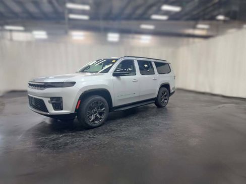 New 2026 Jeep Grand Wagoneer L Limited image 4