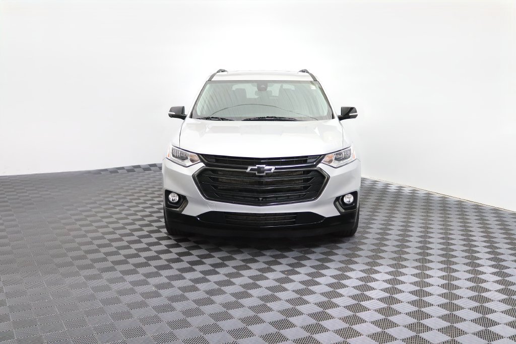 Used 2020 Chevrolet Traverse Premier w/ Redline Edition AWD/4WD image 2