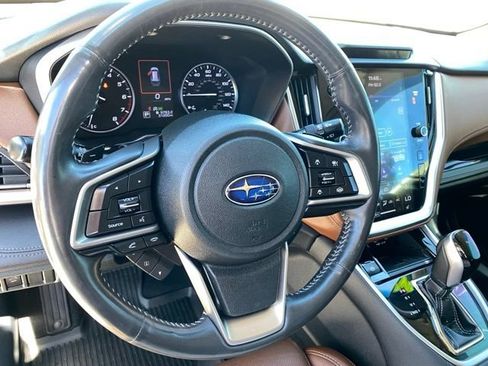 Used 2022 Subaru Outback Touring XT AWD/4WD image 12