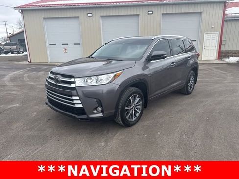 Used 2018 Toyota Highlander XLE image 7