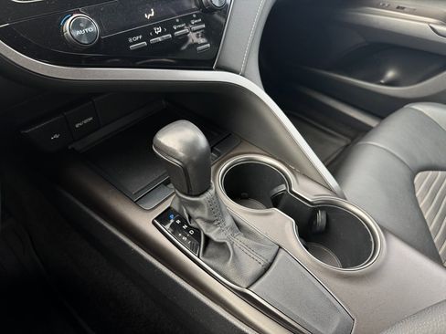 Used 2021 Toyota Camry SE image 22