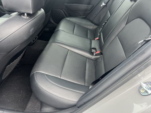 Used 2022 Kia Stinger GT-Line RWD image 32