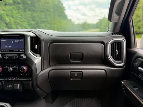 Used 2023 Chevrolet Silverado 2500 LT w/ Convenience Package AWD/4WD image 29